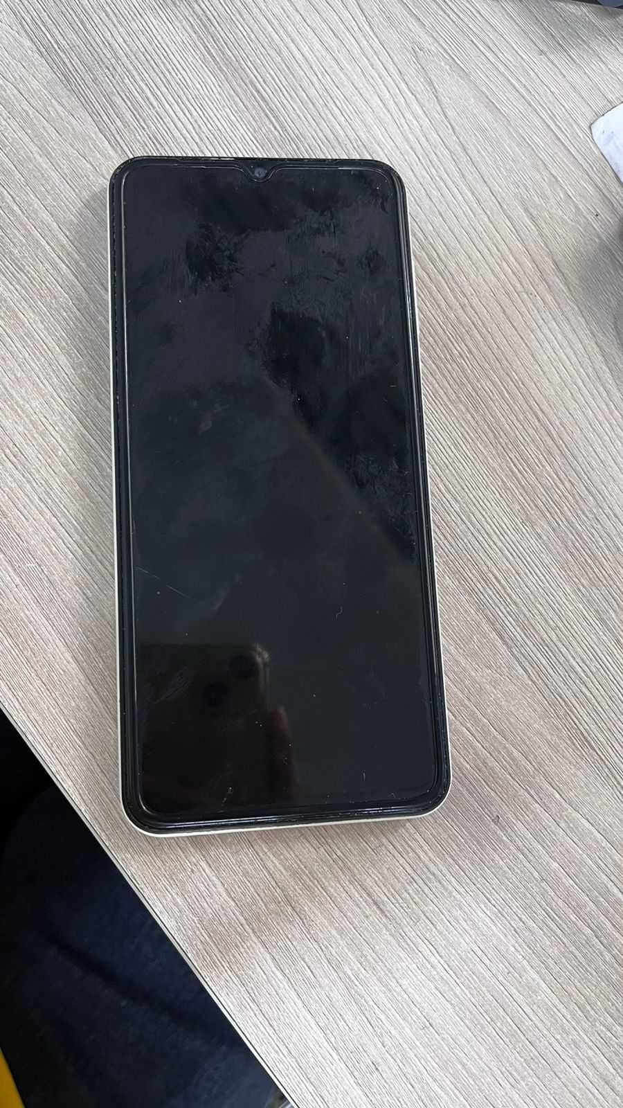 Смартфон  Samsung Galaxy A13(Б. Момышулы Б Усенова ) номер лота 357330