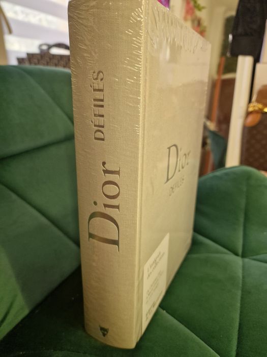 Книга каталог Hermes и Dior