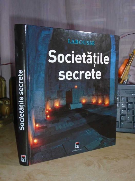 Larousse. Societatile secrete