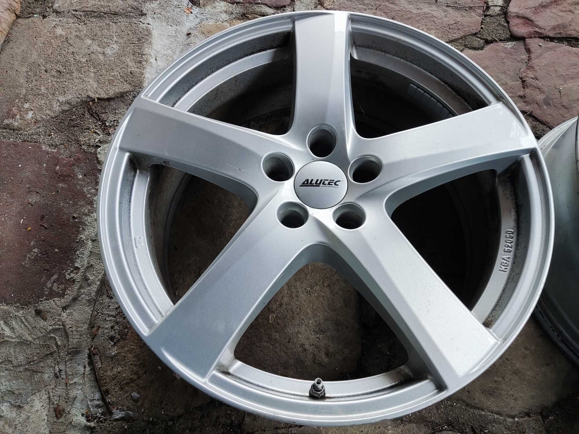5x114,3 - 19 цола лети джанти 5х114,3 Alutec Nissan Kia Hyundai
