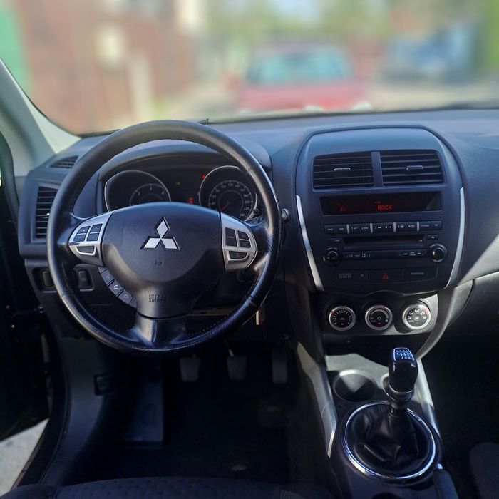 Vand Mitsubishi Asx, cititi anuntul va rog