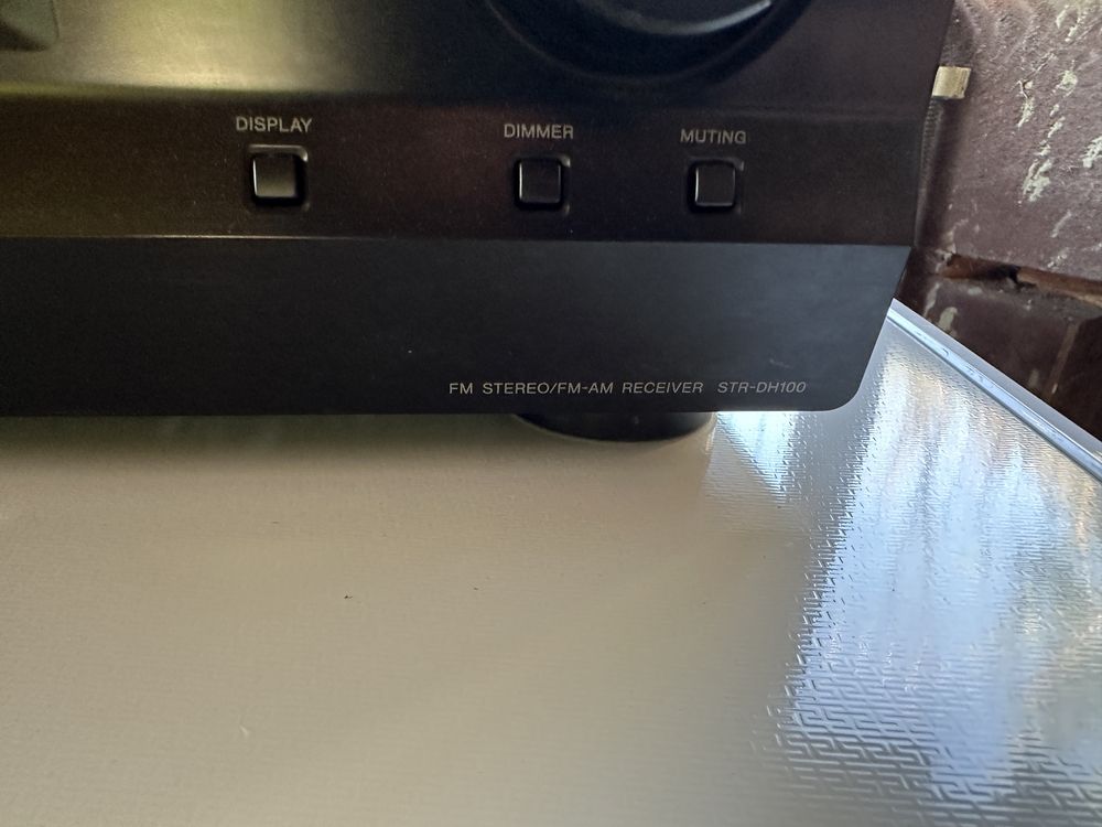 Receiver Sony DH 100 cu 2 boxe mici Magnat Integra 90