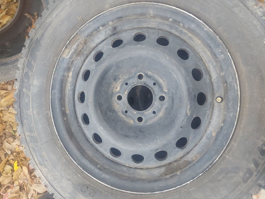 Зимни гуми 195/65/15