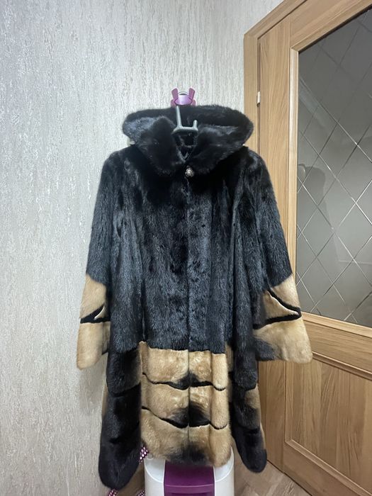 Продам норковую шубу