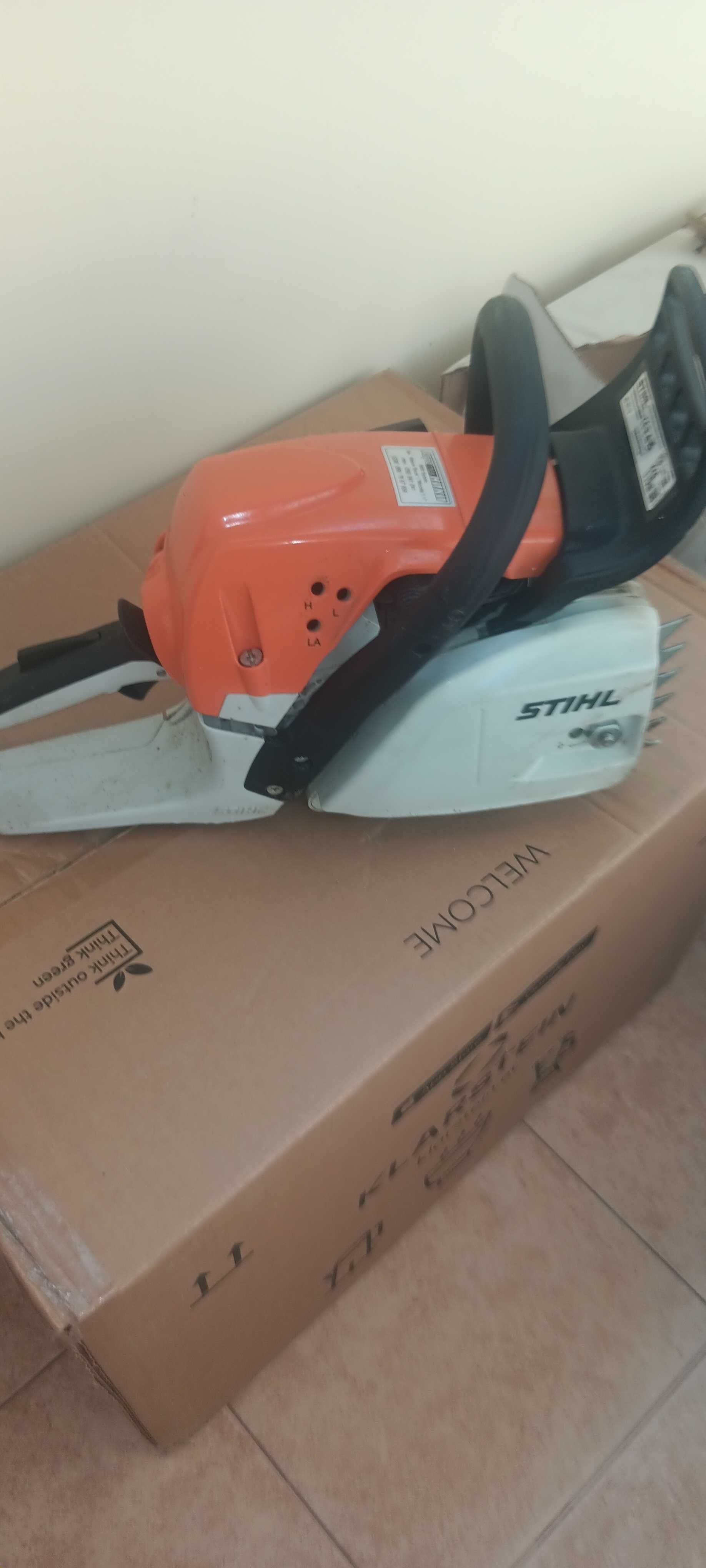 Моторна резачка STIHL MS 251 C