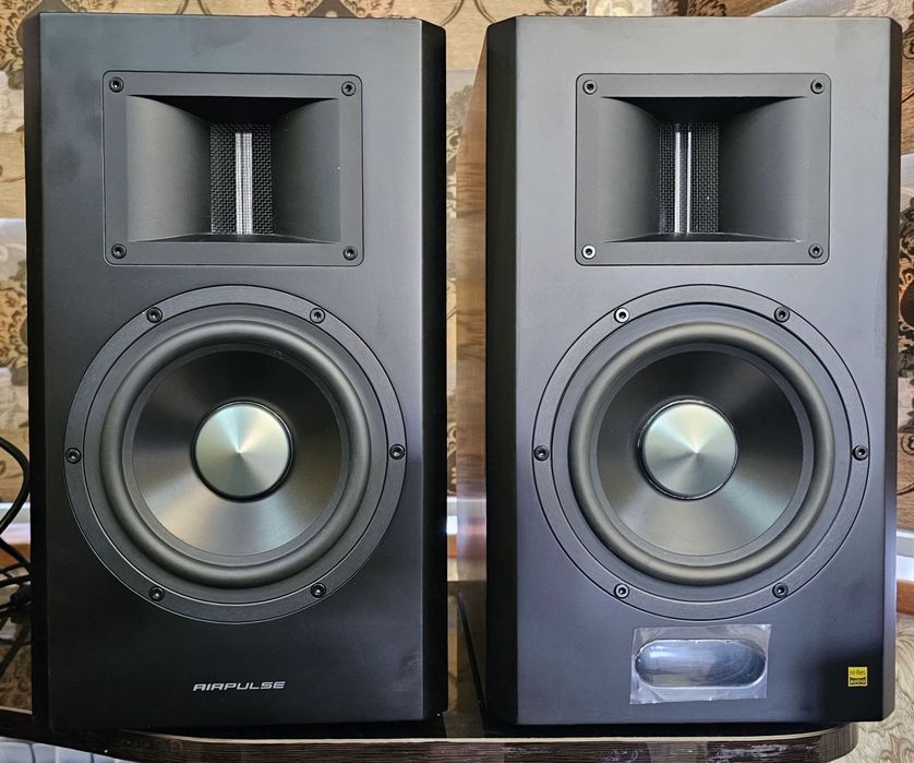 EDIFIER AIRPULSE A300 PRO срочно сотилади