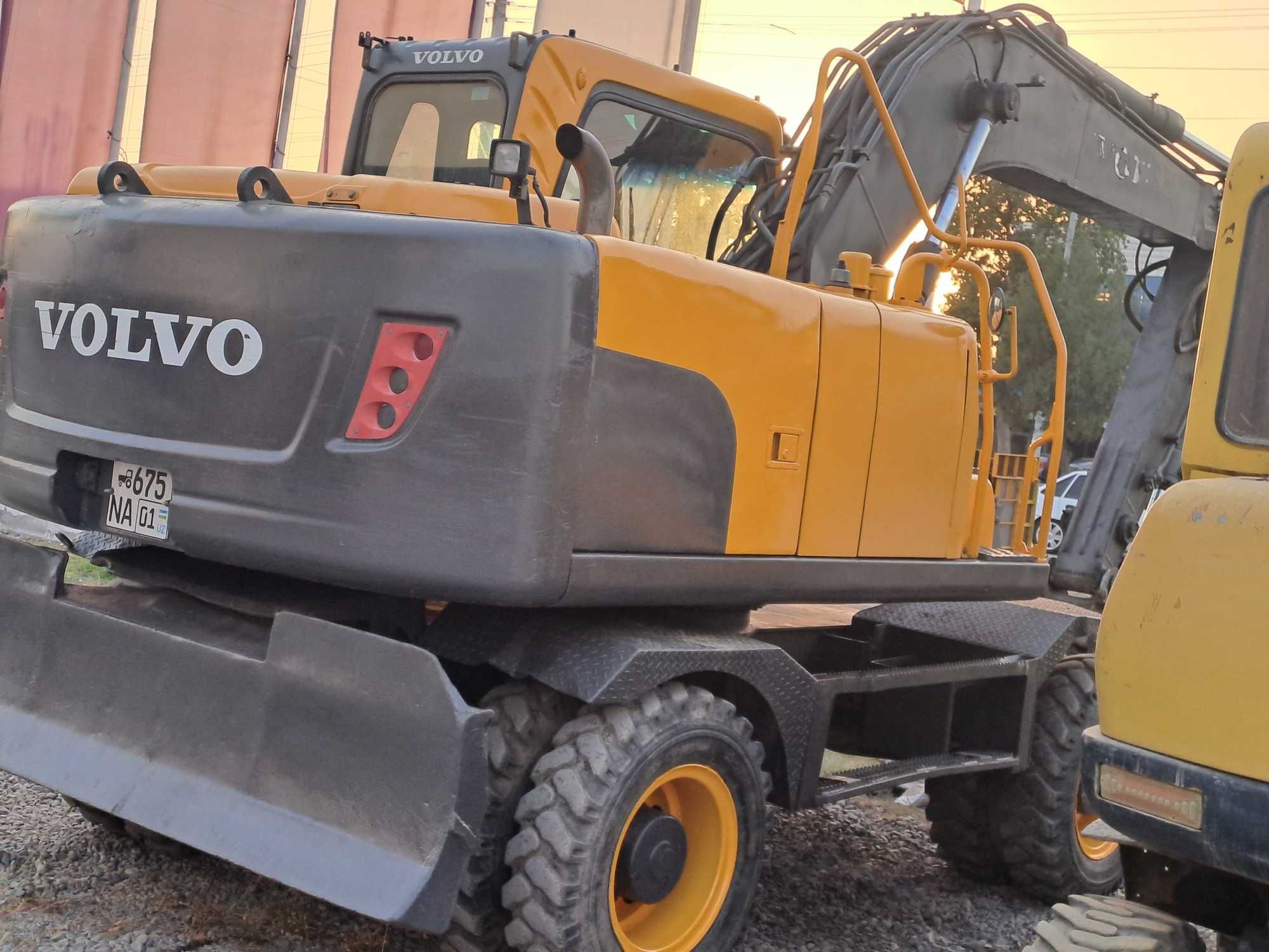 volvo ew145B PRIME эксковатор сотилади 2011й. 25000м\ч 48000$