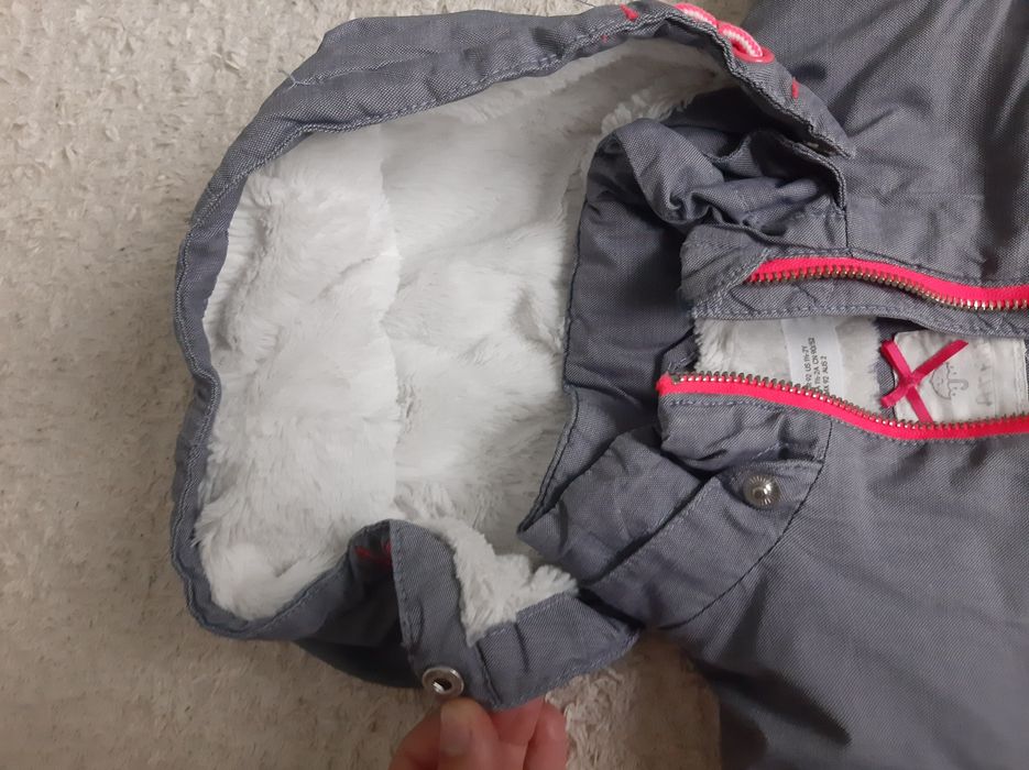 Geaca de toamna H&M mărimea 92