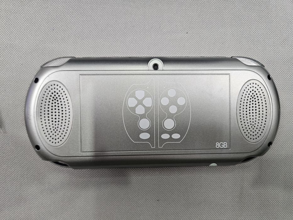 Конзола за игри- Нова