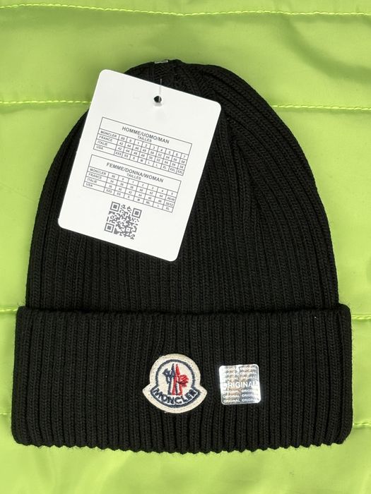 Căciulă Moncler bărbati