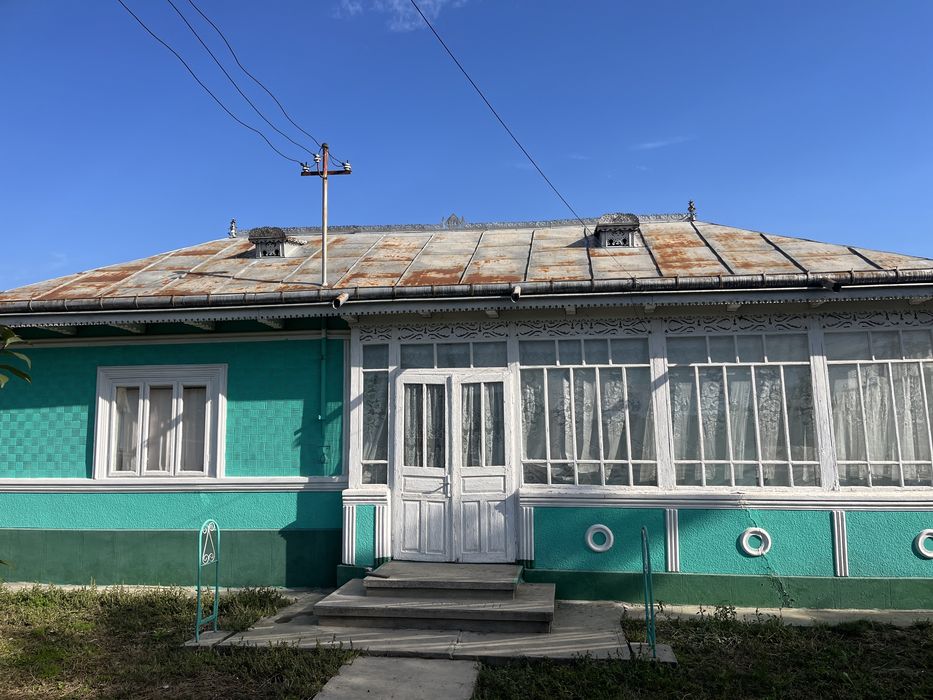 Vand casa batraneasca