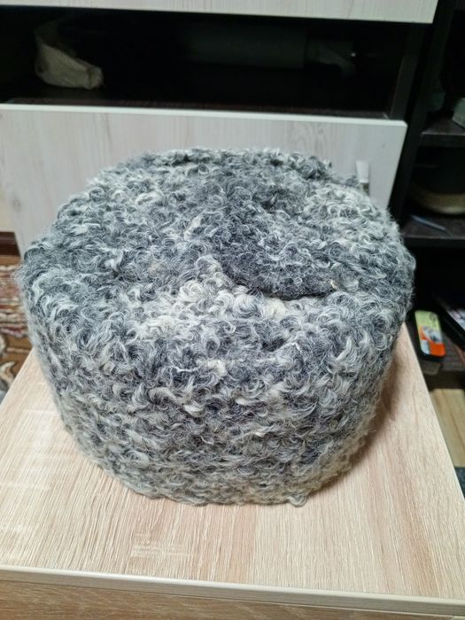 Продам каракулевую шапку