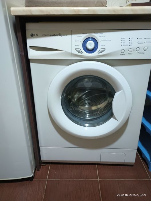 LG 5kg wd80130N в хорошем состоянии