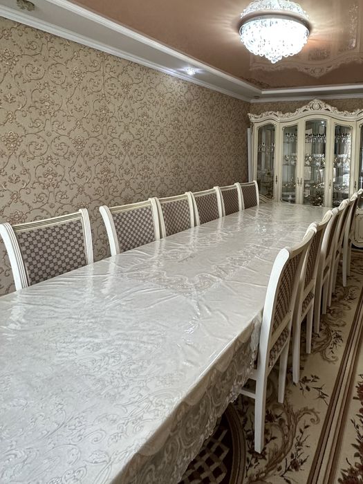 Продаются стул и стулья