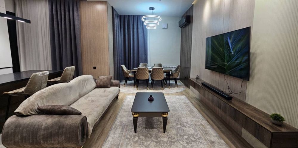 Продается 2х комнатная квартира в ЖК Oq Saroy Deluxe , МирзоУлугбек