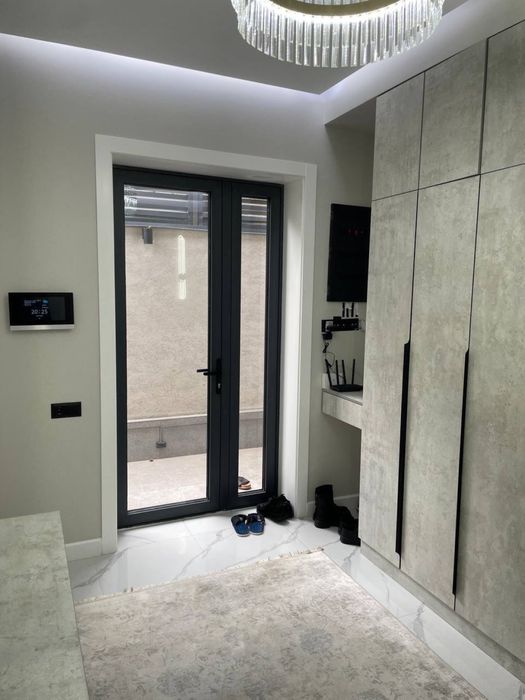 Продам дом 2.2 сотки Никитина Мирзо улугбекский рн евро ремонт 5 комнт