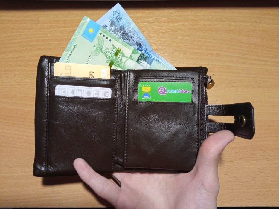 Портмоне из натуральной кожи