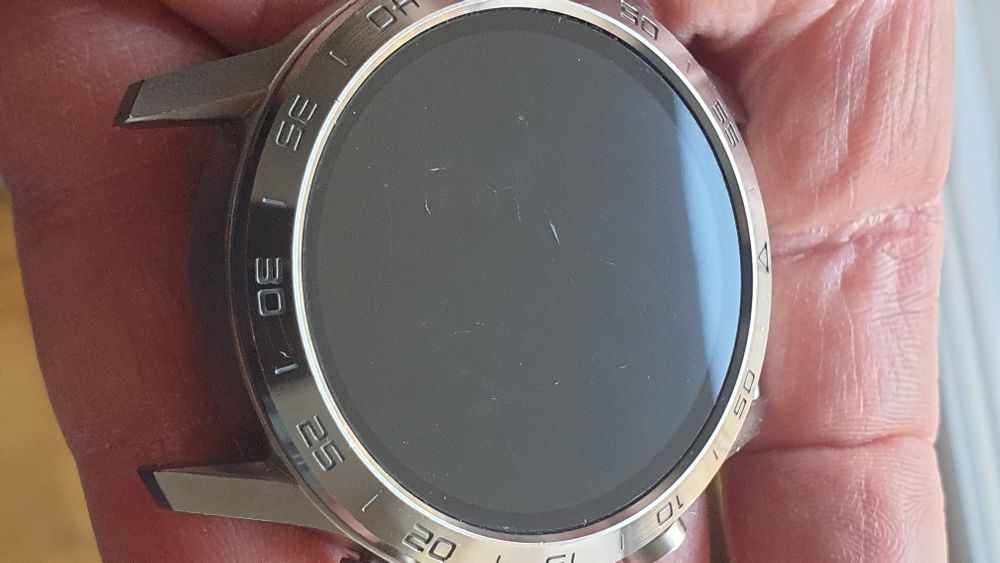 Vând smartwatch ARMODD silentwatch 4 pro, în stare bună.