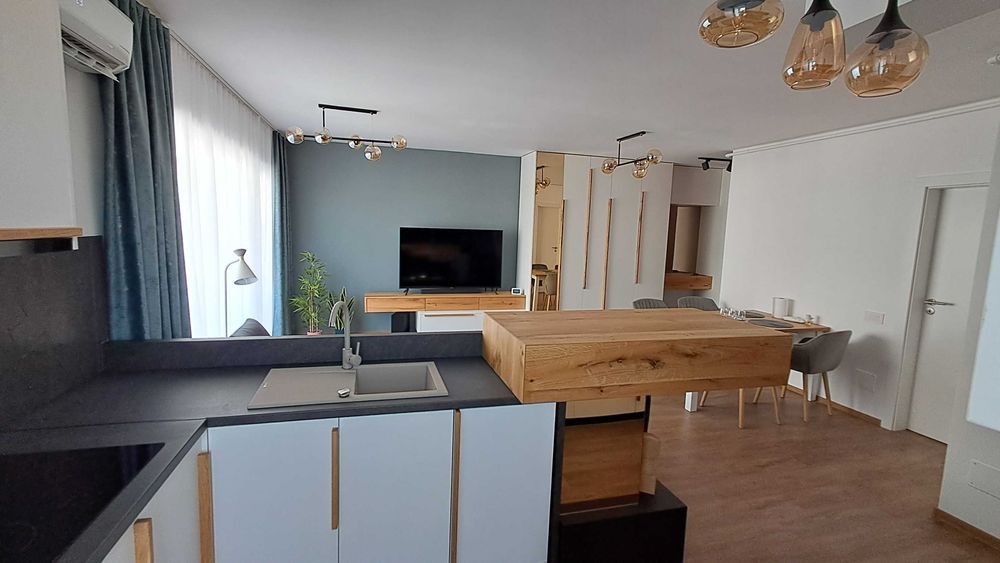 2 camere, utilat-mobilat, 3 balcoane, garaj subteran