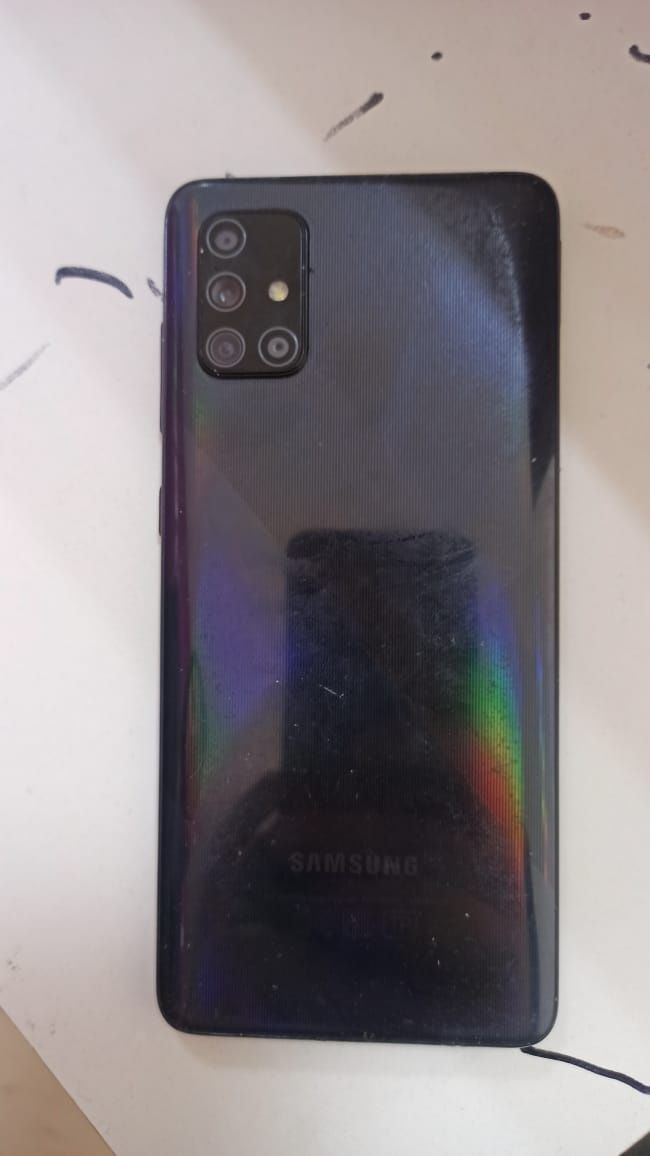 Продам Samsung a71,возможен торг