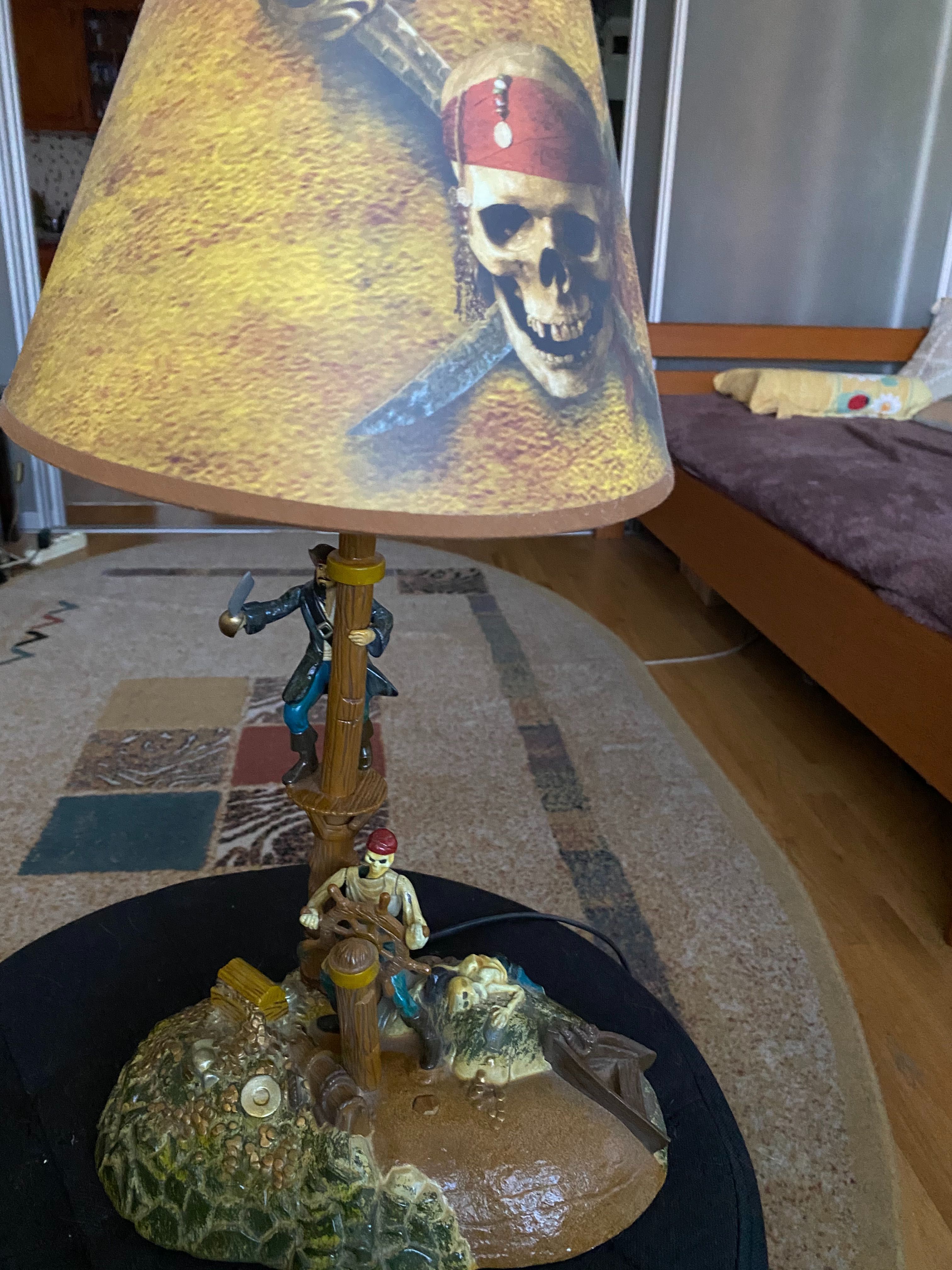 Lampa Disney superba