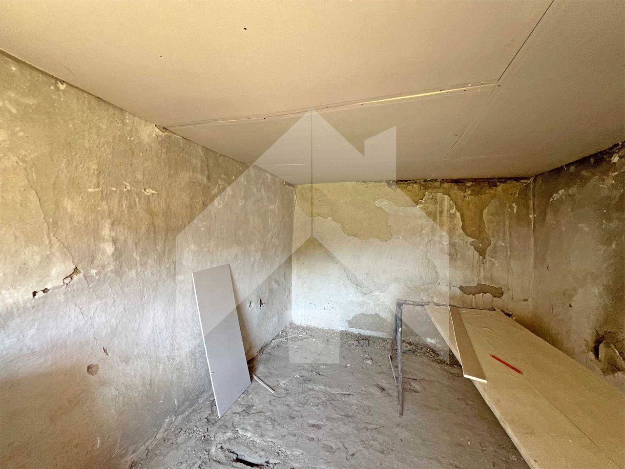 Продава се Къща в Нови пазар - 94 кв.м за 120 €/кв.м - Снимка #7