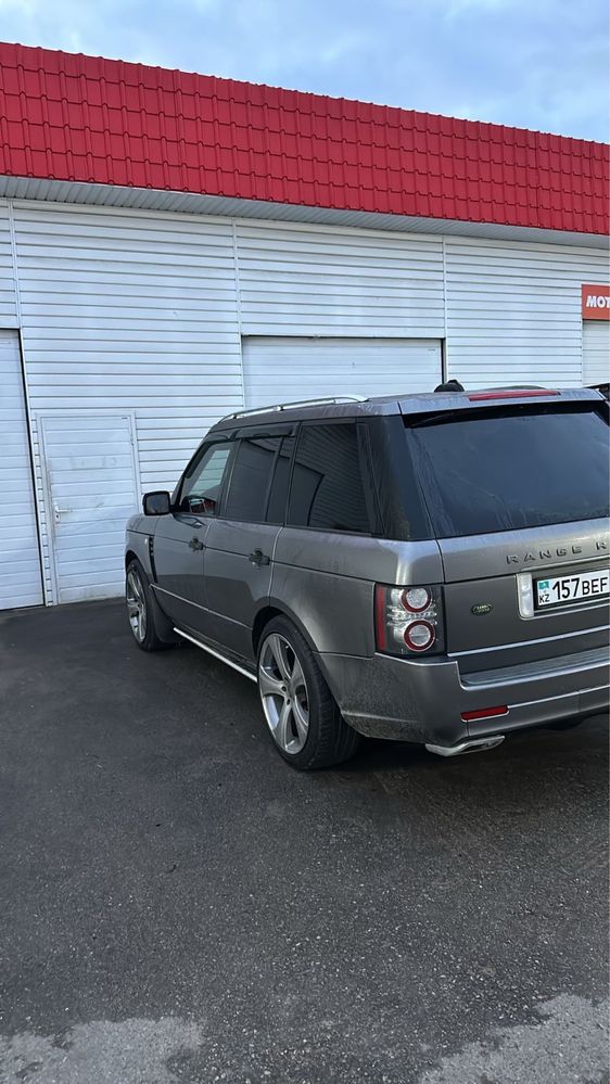 Продам диски Range Rover с шинами KAHN R22