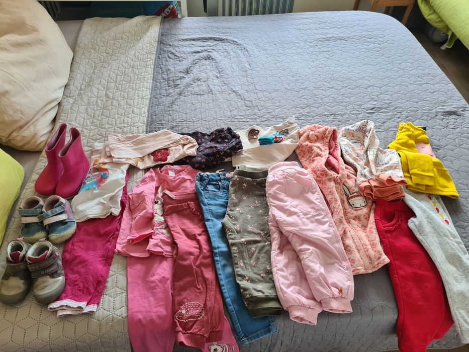 Дрехи зимни момиче  р-р 18-24 месеца + подарък обувки