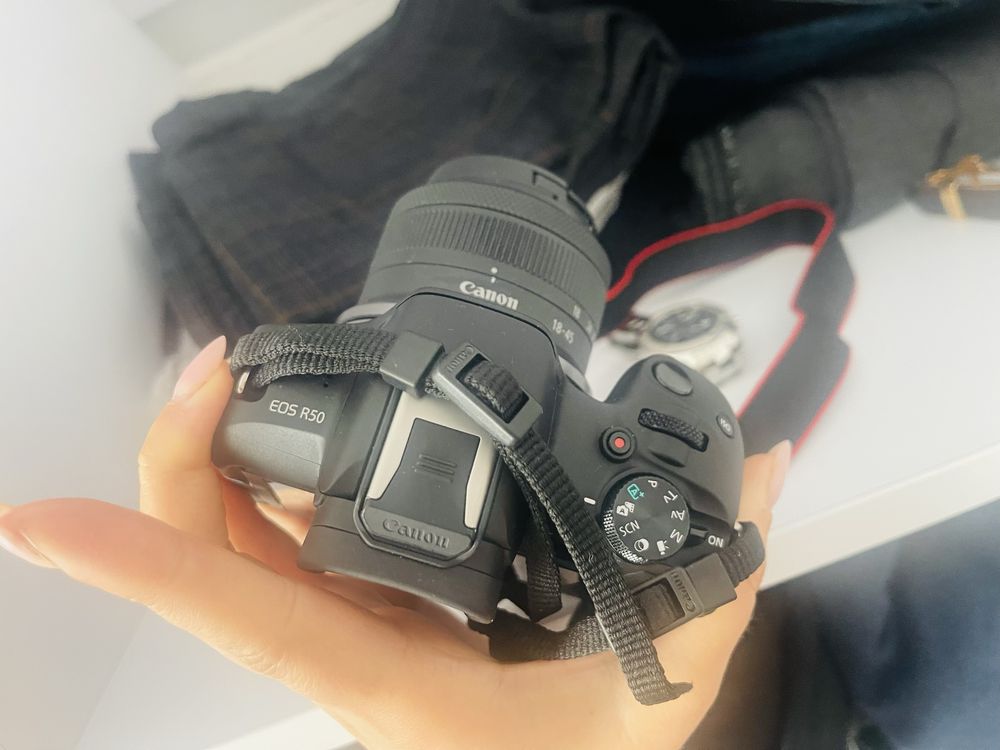 Aparat foto canon cu garantie
