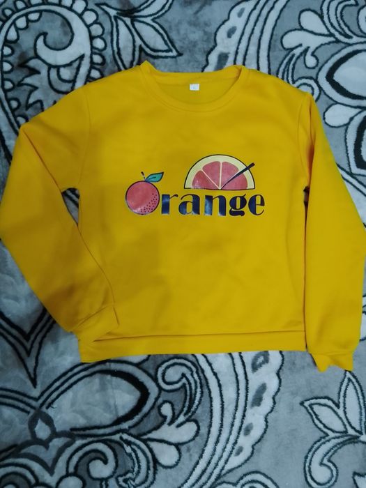 Кофта детская на 10-12 лет