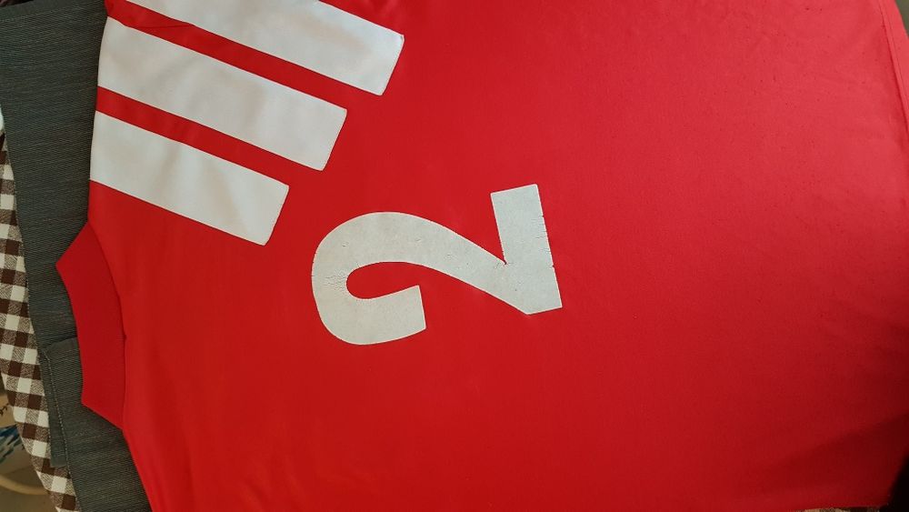 Оригинален носен екип на Rob Jones - Liverpool сезон 1992-93