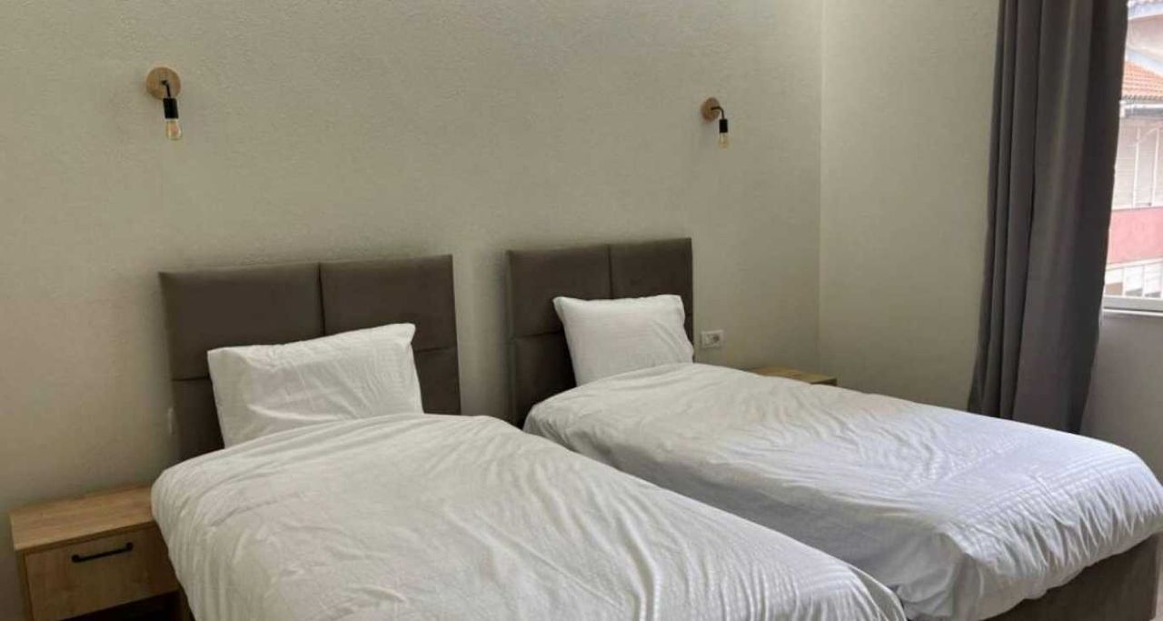 Продава се Тристаен апартамент в София, Дружба 2 - 93 кв.м за 1506 €/кв.м - Снимка #5