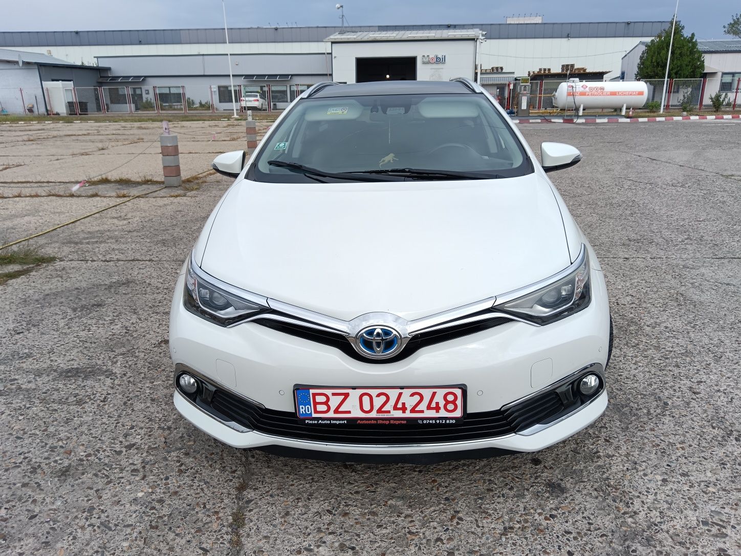 Toyota Auris 1.8 Hybrid