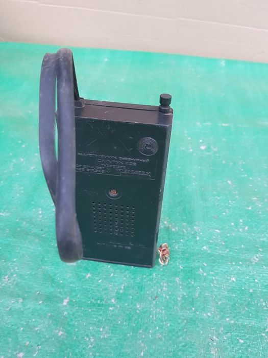 Radio portabil Marca: Olimpik {Олимпик} model 402 -
Olimpik {Олимпик}