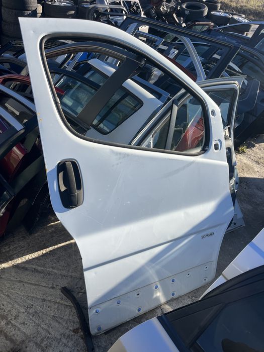 Врата Opel Vivaro,Renault Trafic 2008г.