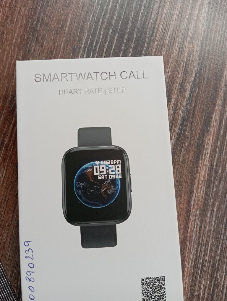 Smartwatch AMOLED nou