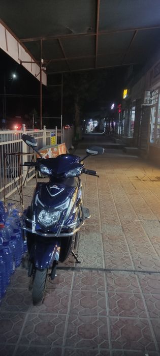 Tesla skuter srpchna sotiladi