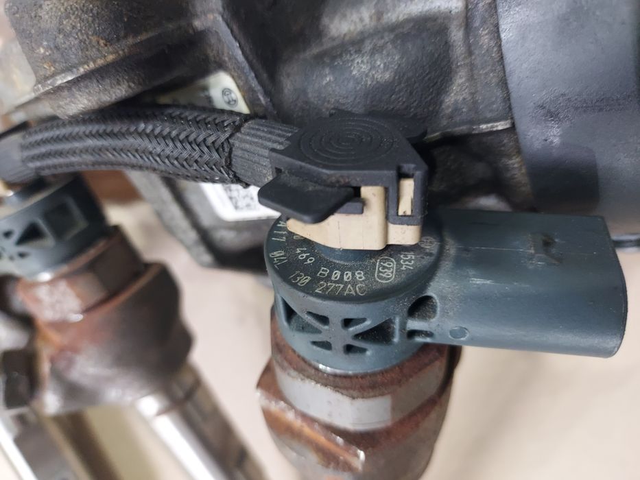 Injector/Kit injecție 2.0 tdi CRLB vw skoda seat audi