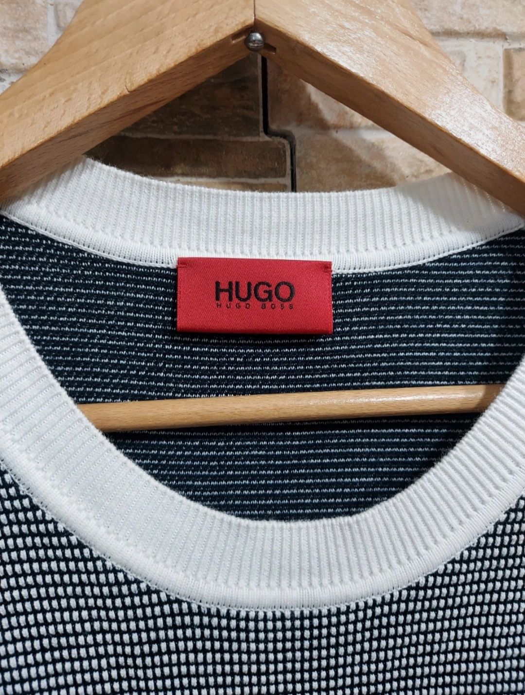 HUGO (L) pulover premium nou barbati