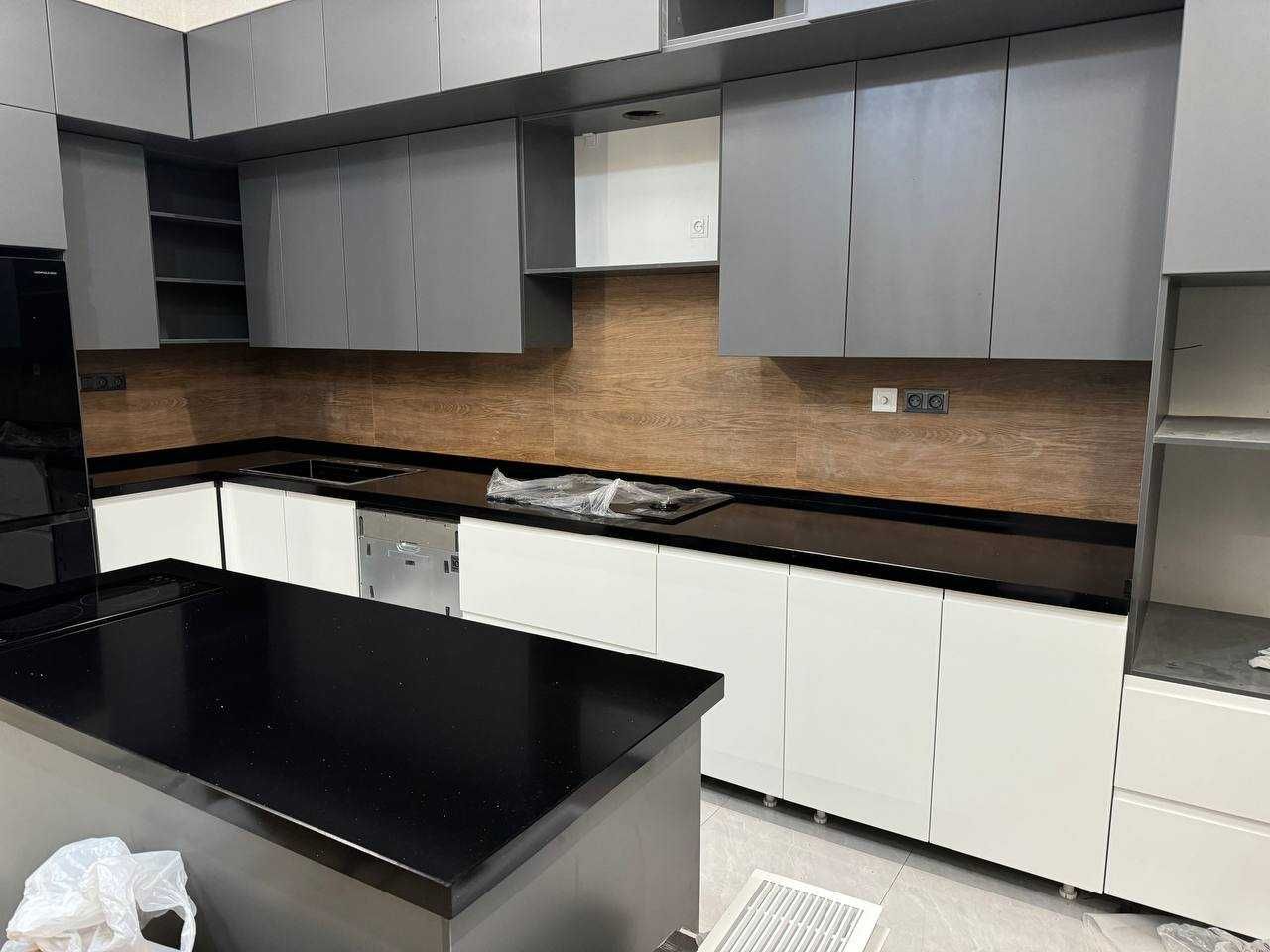 Столешница Искусственный камень для кухни - Кварц, Акрил, золотой ONYX