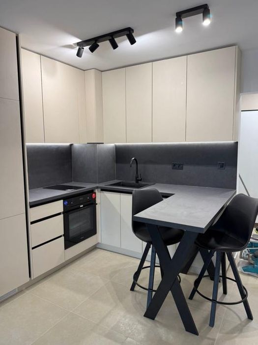 Едностаен апартамент в кв. Западен/ С Интернет и ТВ