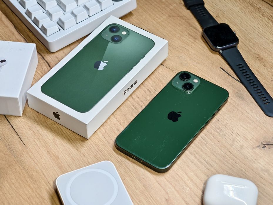 iPhone 13 256gb полный комплект