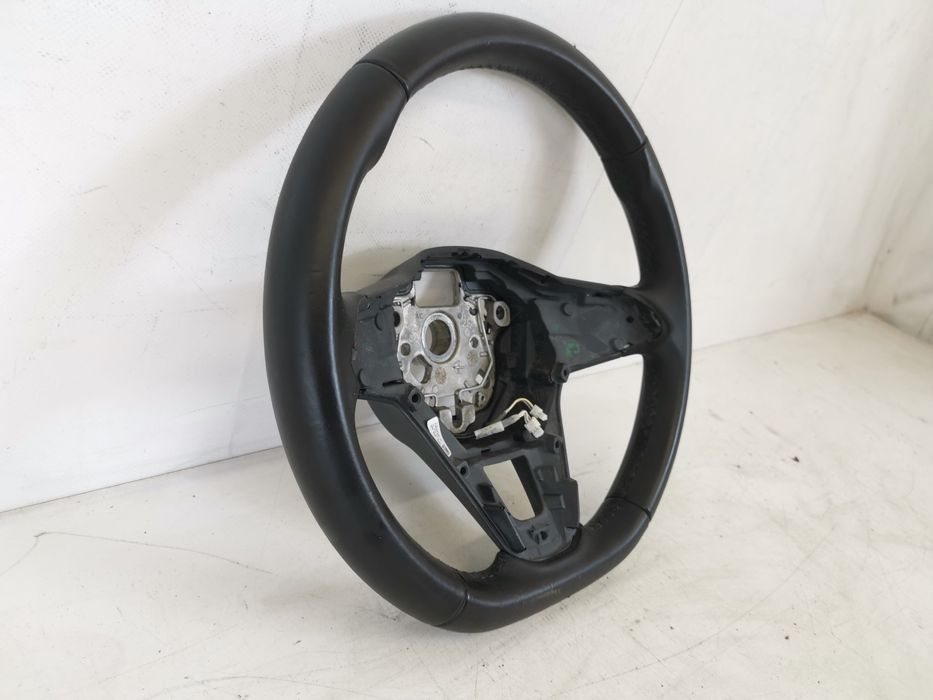 Волан Фолксваген / Volkswagen Golf 8 Оригинален в добро състояние