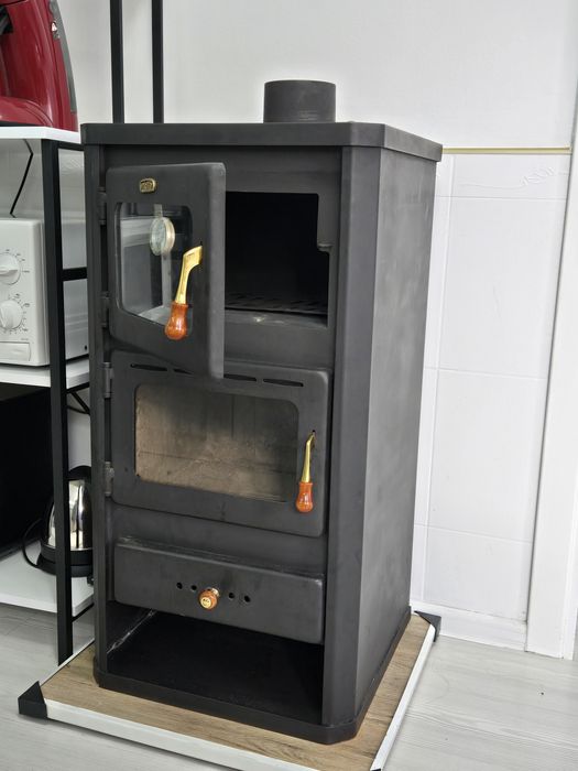 Камина (печка) Prity