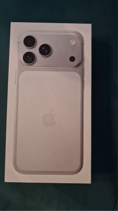 Iphone 17 pro max 152 gb nou sigilat silver istyle