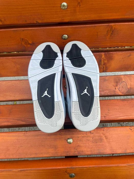 Jordan 4 Military Black - 44.5