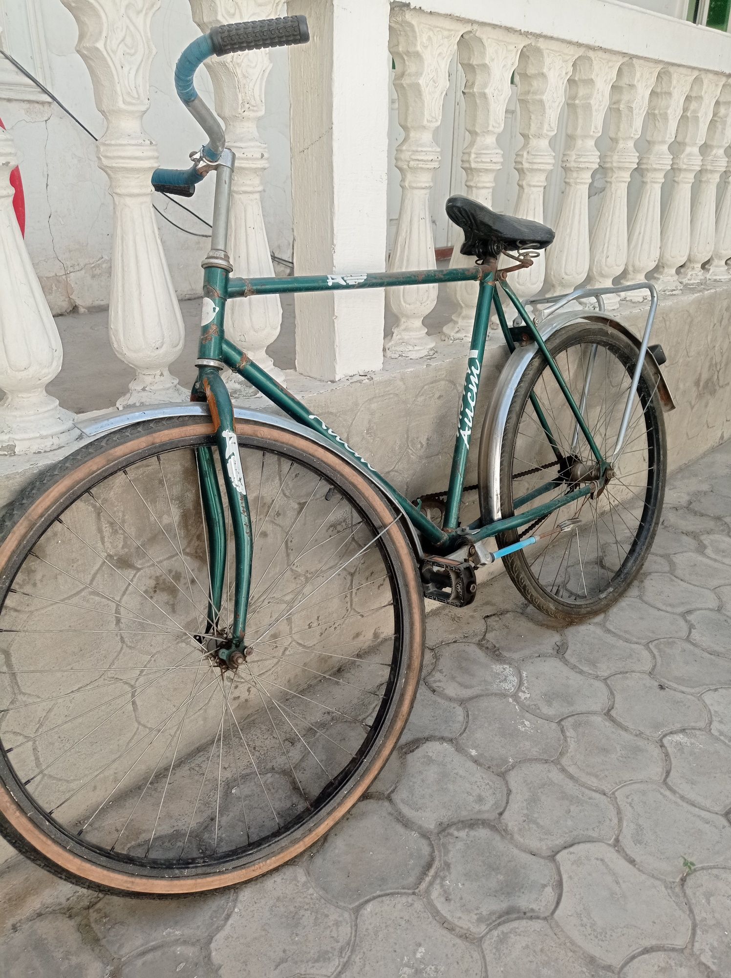 Velosiped sotiladi