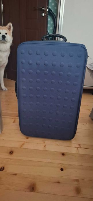 Куфар за път, среден размер