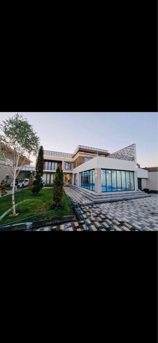 Dacha sotiladi Charvoq