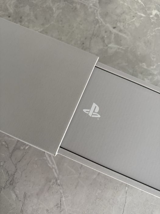 PlayStation Portal Remote Player pentru PS5, White